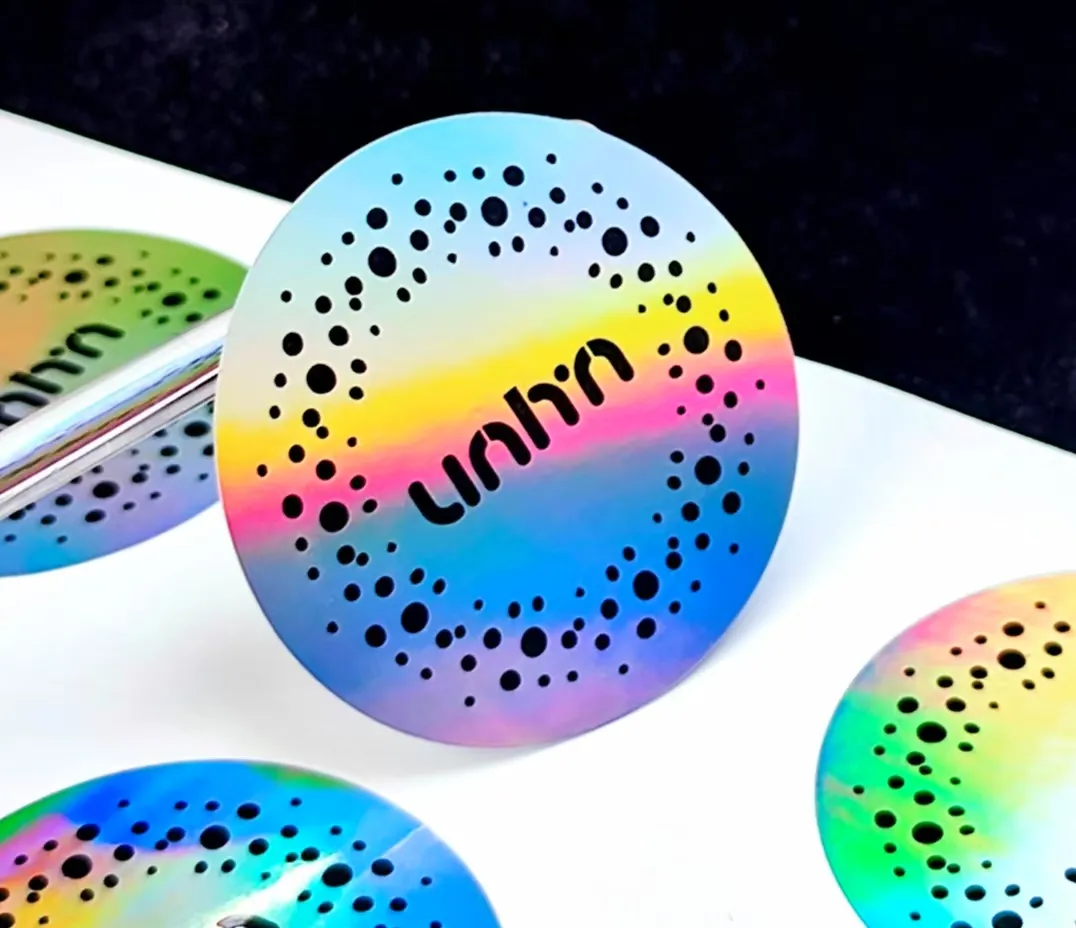 Laser Holographic Sticker: Paglikha ng isang Cool na Bagong Trend sa Holographic Labels
