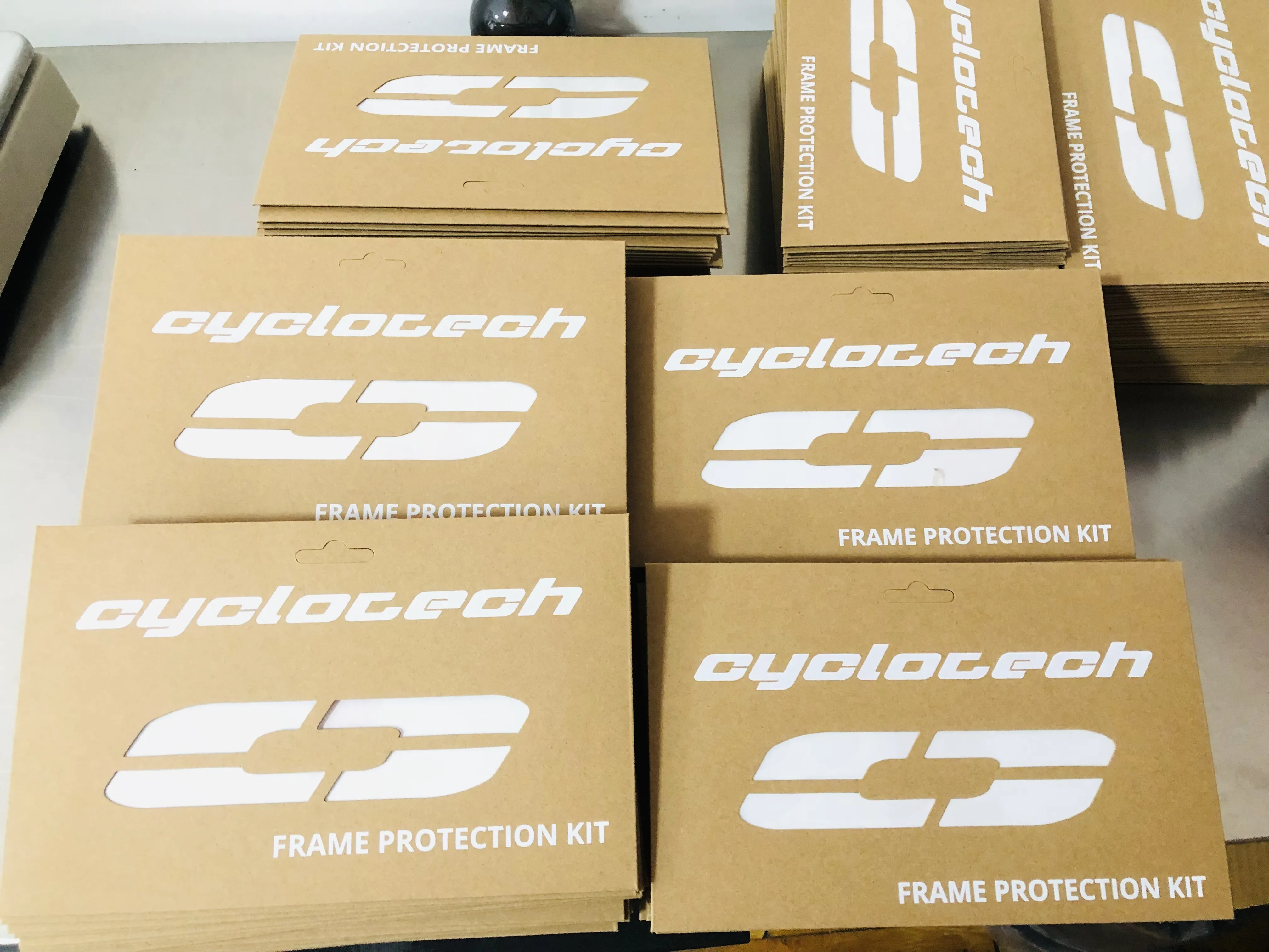 Ang mga sticker ng bike frame ay ipinapadala na ngayon sa netherlands